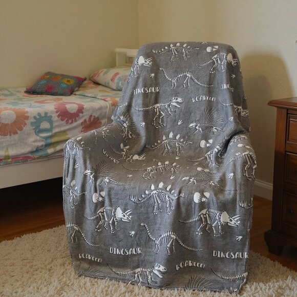 Gray Blanket Flannel 50"x60" Soft Cozy Throw for Kids - Picture 3 of 16